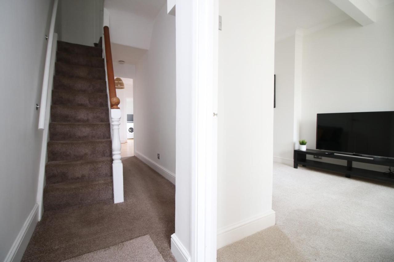 Mawr Terrace By Ty Sa - New 2 Bed In Llandaff Appartement Cardiff Buitenkant foto