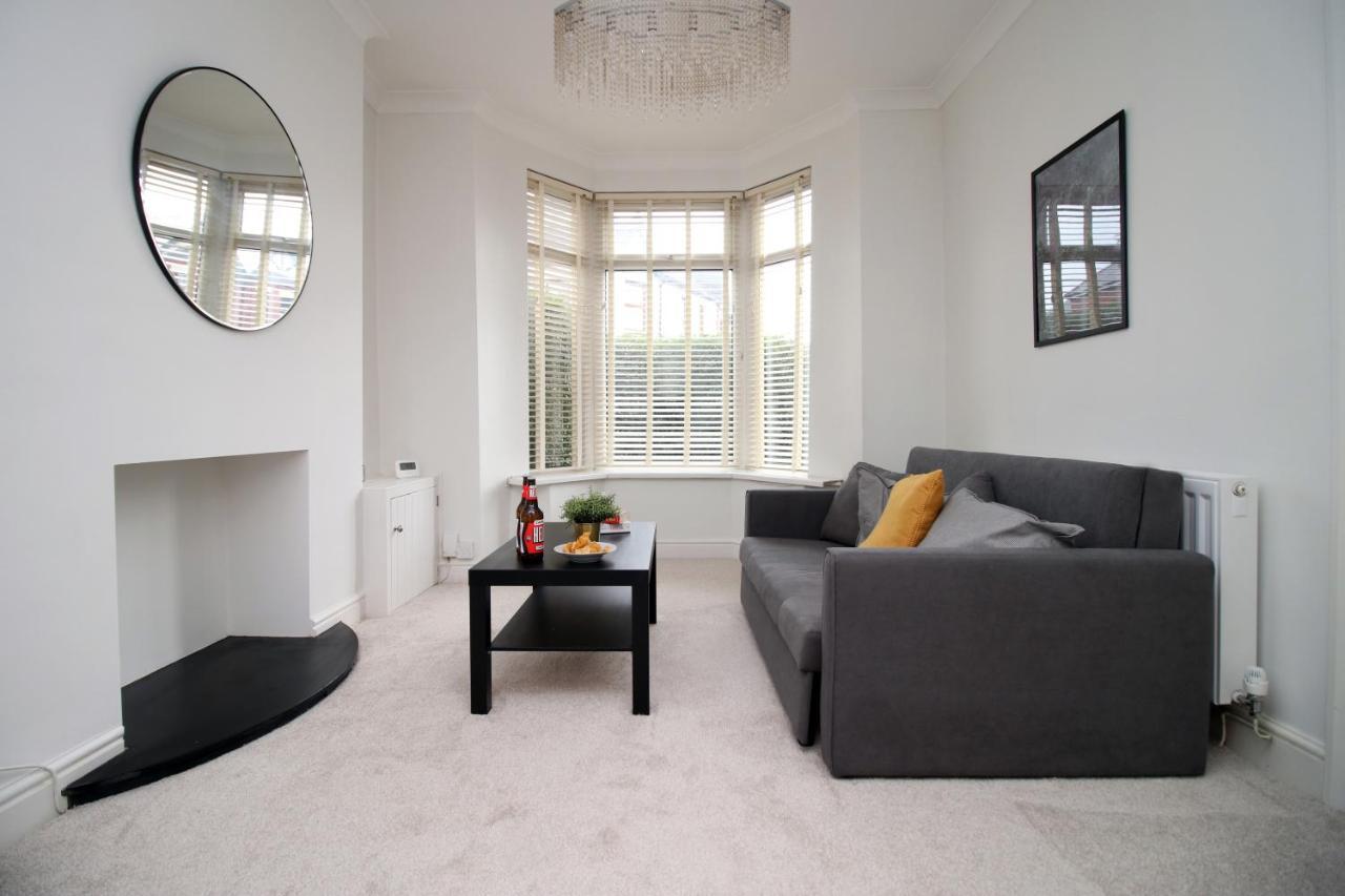 Mawr Terrace By Ty Sa - New 2 Bed In Llandaff Appartement Cardiff Buitenkant foto